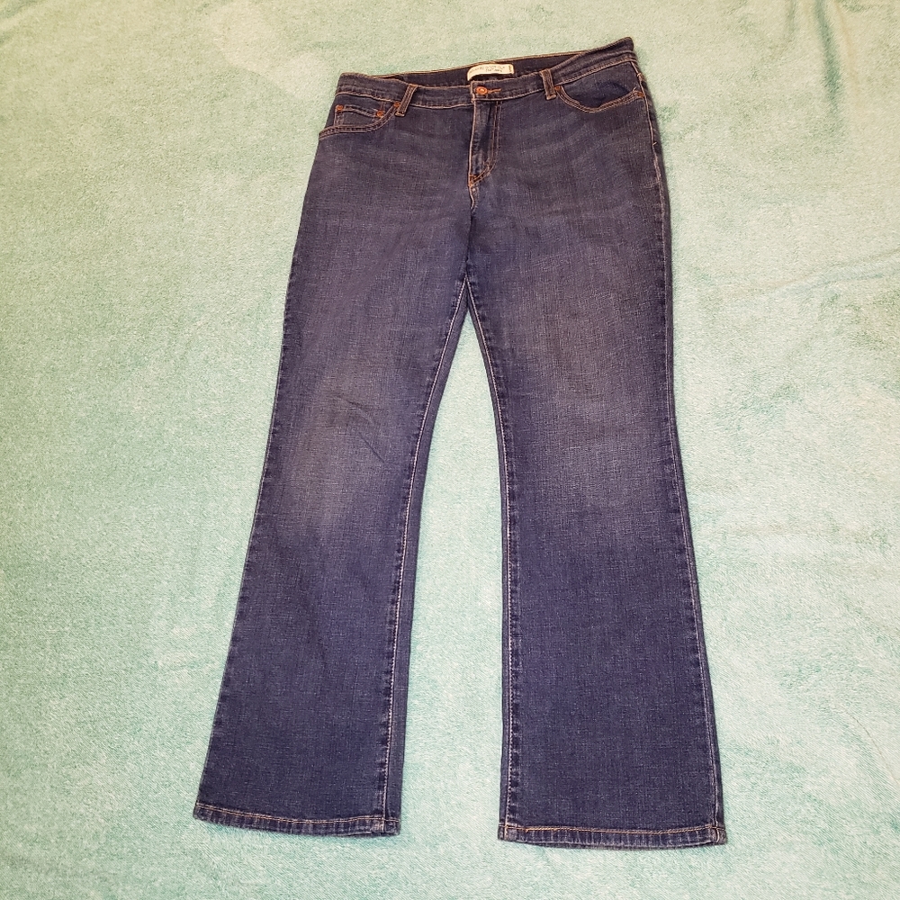 Levi's 550 Relaxed Fit Boot Cut Jeans